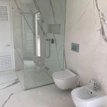 Villa Luxury In *
