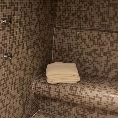 Luxury In * 科拉雷斯